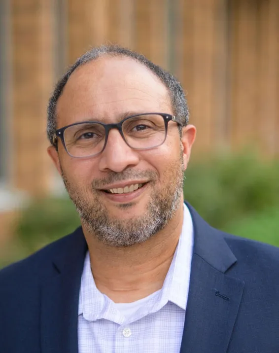 Portrait of Lionel Robert